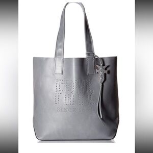 Frye gray leather tote bag. Used maybe 3 times in beautiful condition